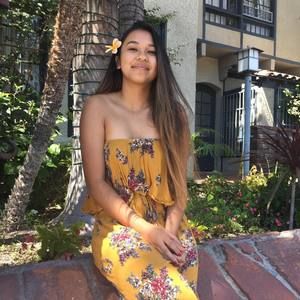 Meet your Posher, Alyssa